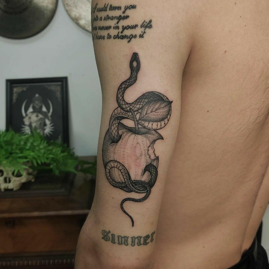 Inksearch tattoo Bizon tattoo