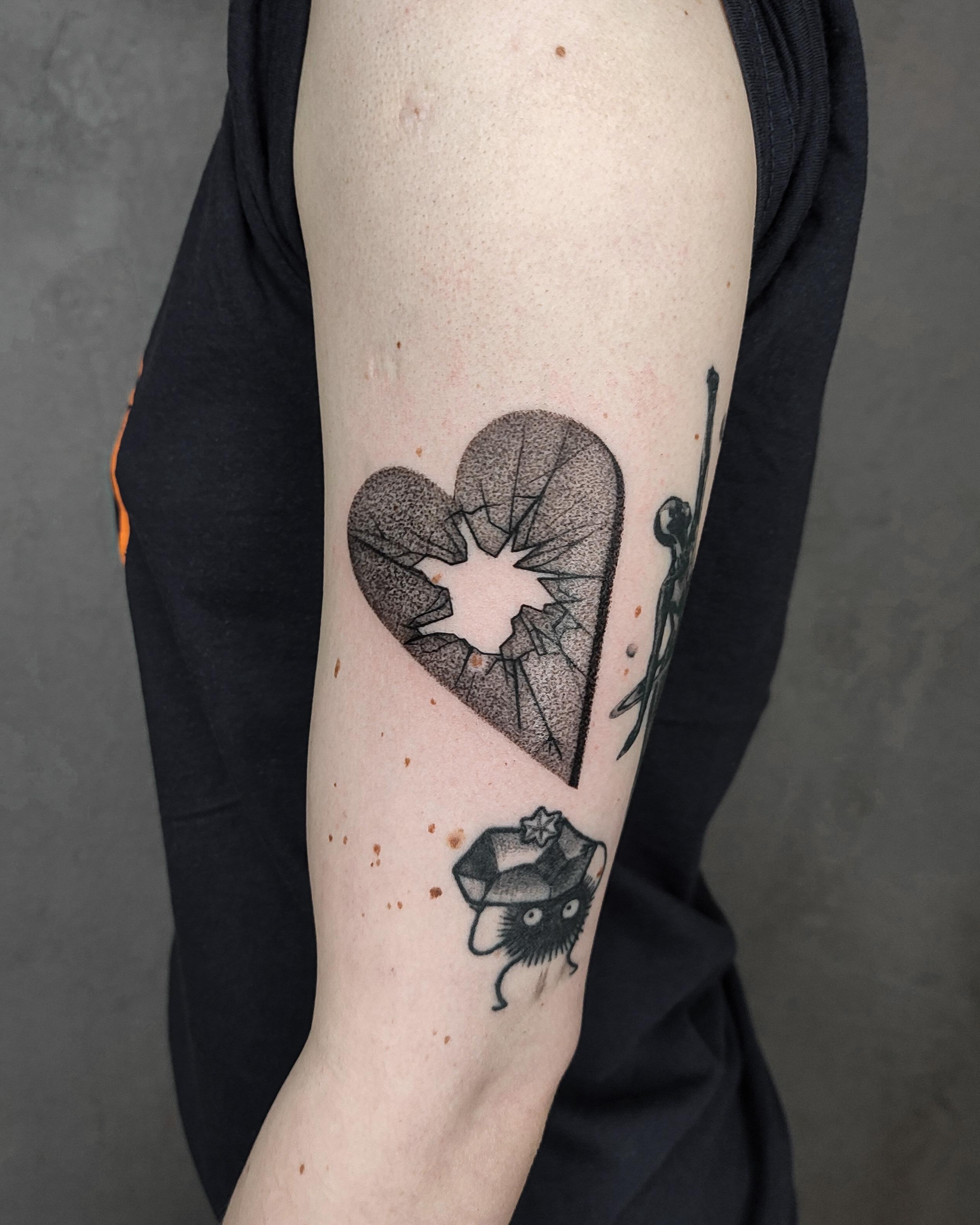 Inksearch tattoo Projectblackwork