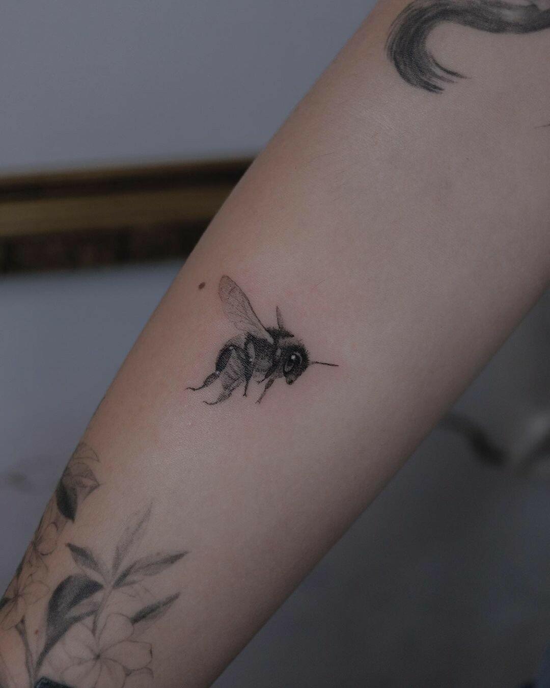 Inksearch tattoo Joasia Luna