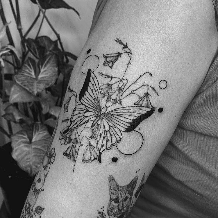 Inksearch tattoo mesandraws.tattoo