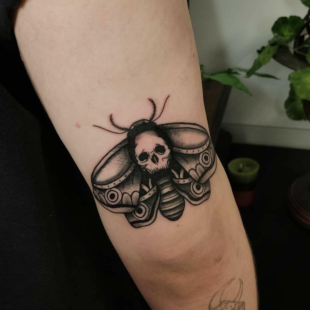 Inksearch tattoo Bizon tattoo