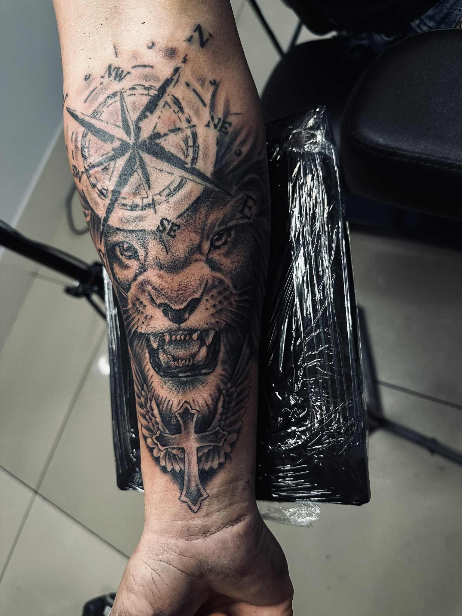 Inksearch tattoo rafal slupski