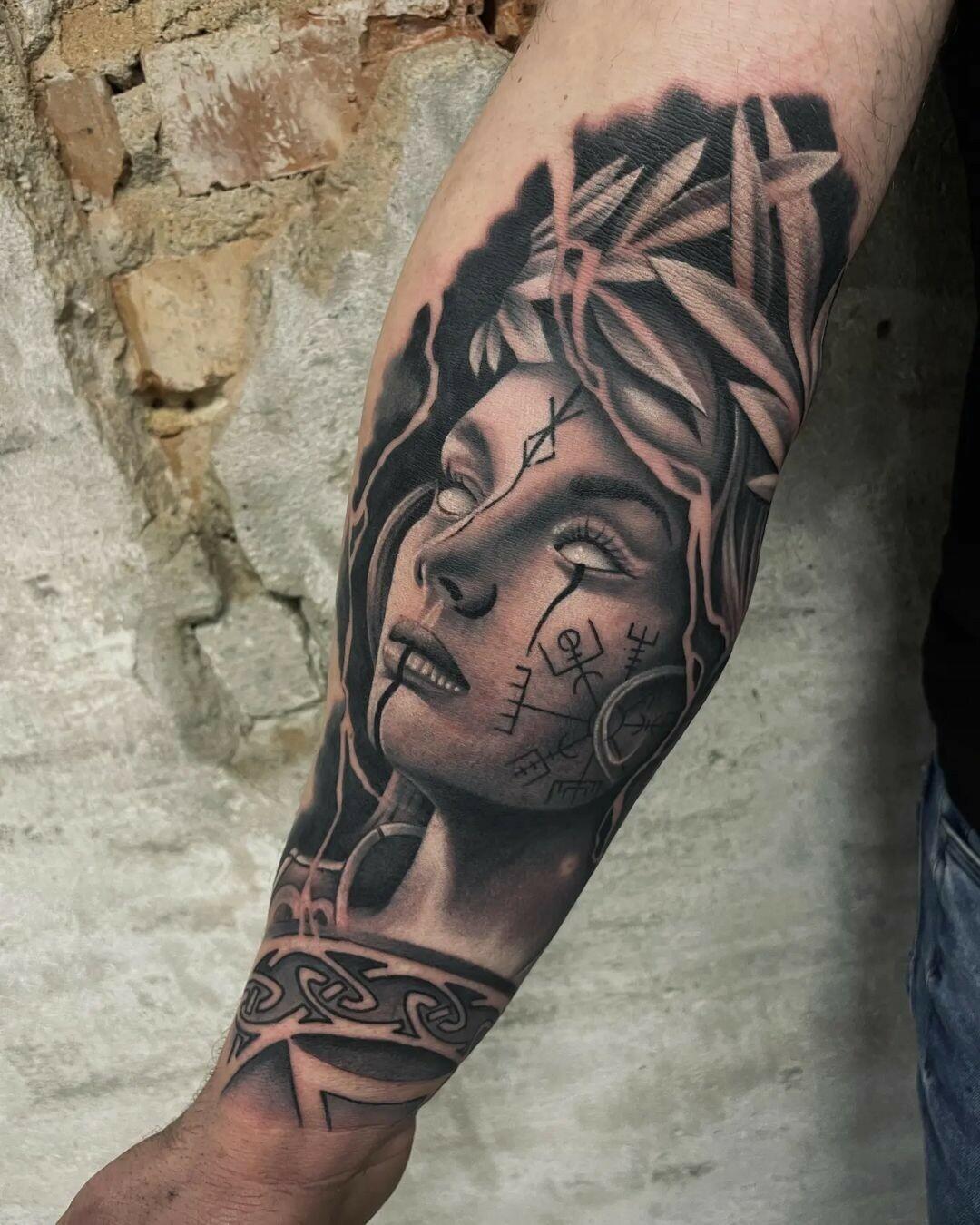 Inksearch tattoo Speak In Color
