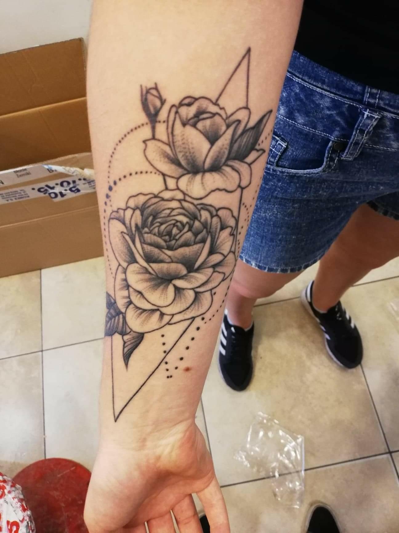 Inksearch tattoo Angelika