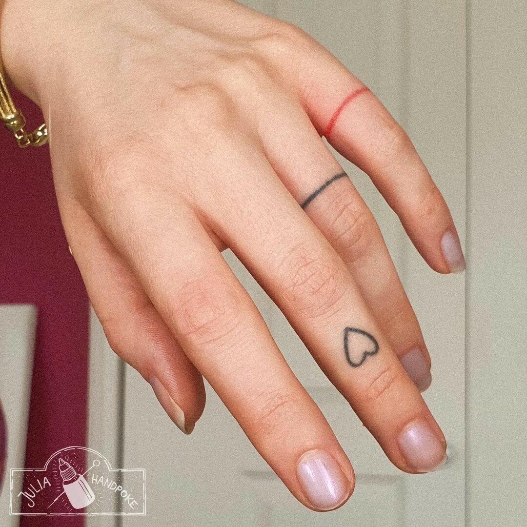 Inksearch tattoo julia.handpoke