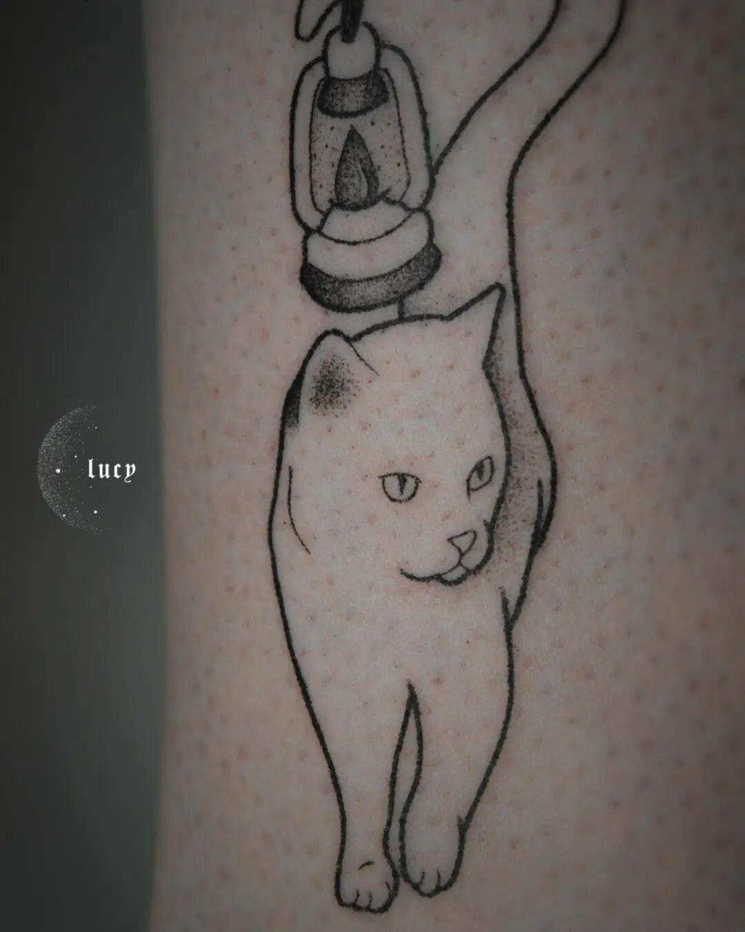 Inksearch tattoo Lucy_handpoke
