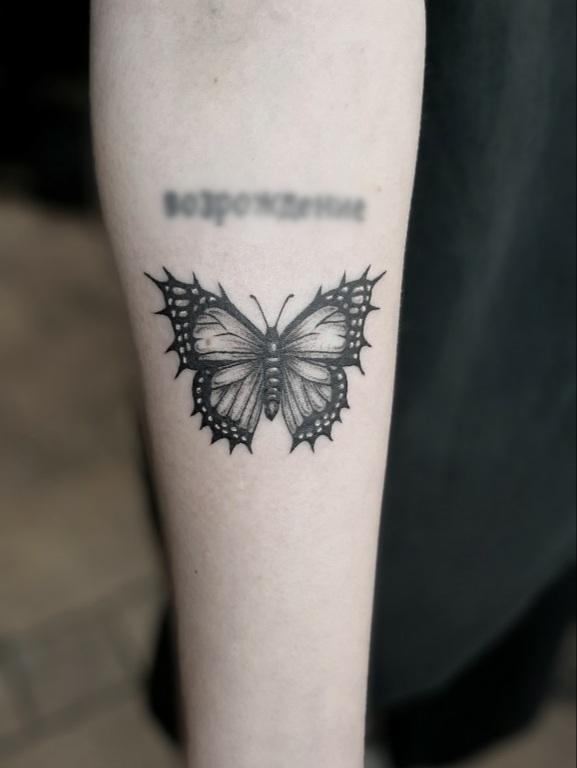 Inksearch tattoo Forsycja_tattoo