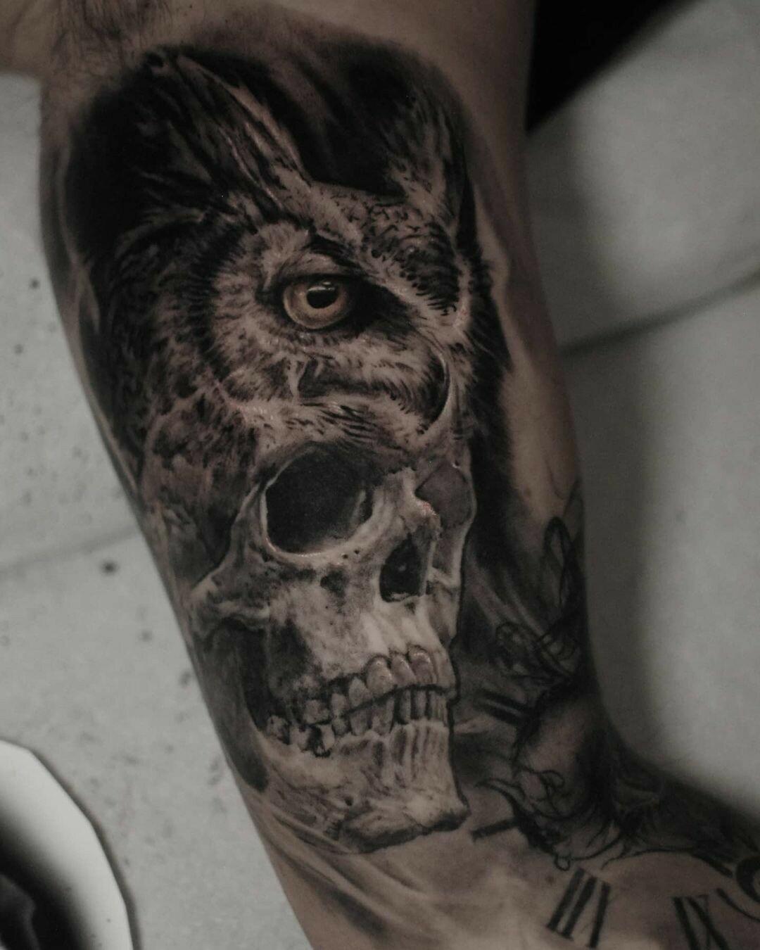 Inksearch tattoo Marcin Nencek Grey eye Tattoo