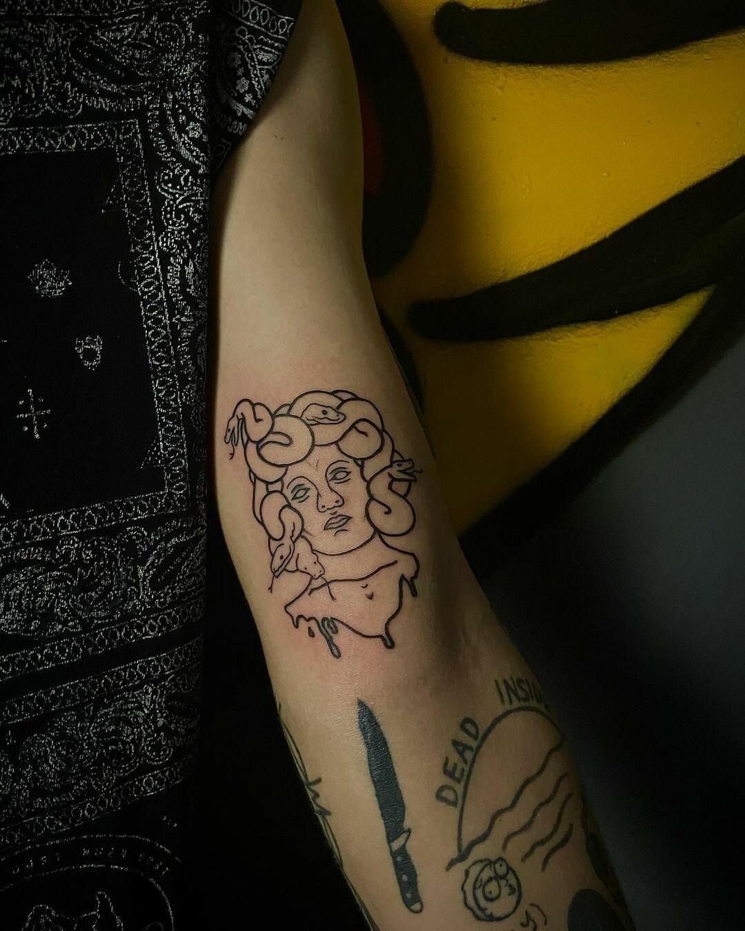 Inksearch tattoo Gloson