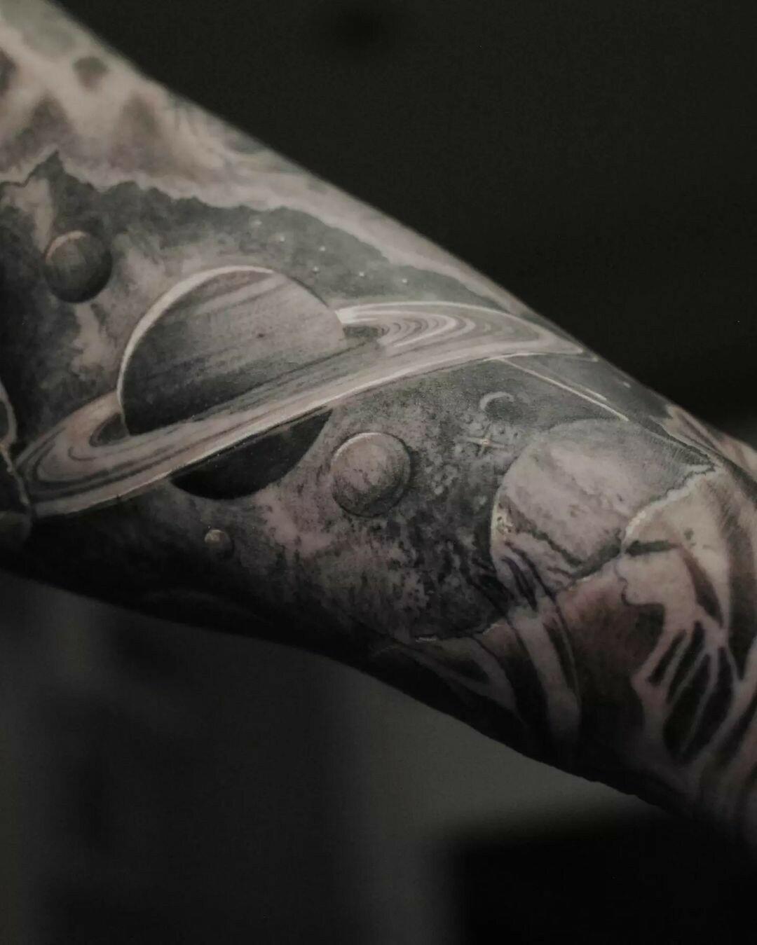 Inksearch tattoo Marcin Nencek Grey eye Tattoo