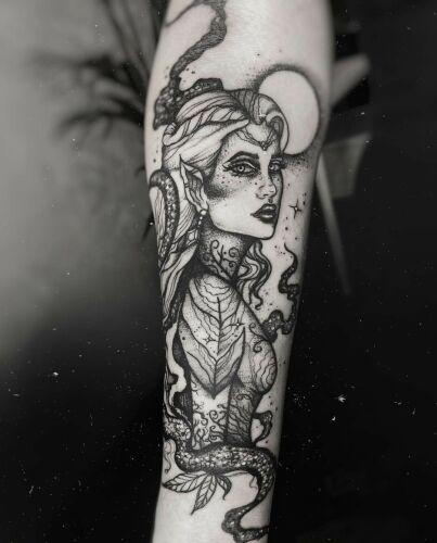 Emanuela Latoszek 🌙 The Sacred Touch ⚜️ inksearch tattoo