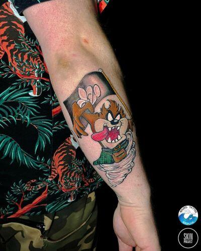 Chamski kontur inksearch tattoo