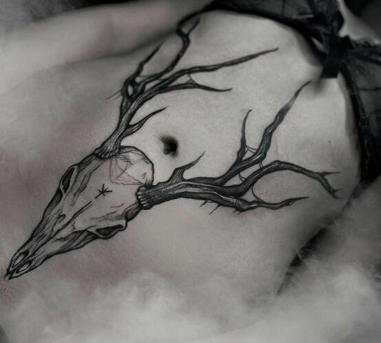 Emanuela Latoszek 🌙 The Sacred Touch ⚜️ inksearch tattoo