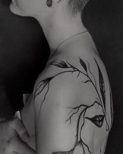 Emanuela Latoszek 🌙 The Sacred Touch ⚜️ inksearch tattoo