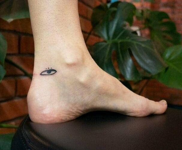 Ula Mierzwa inksearch tattoo