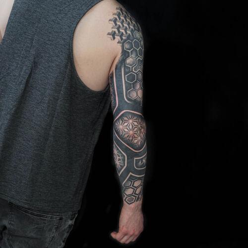 Geometric Johny inksearch tattoo