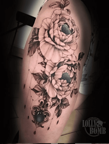 Lolly Bomb Tattoo Wrocław inksearch tattoo