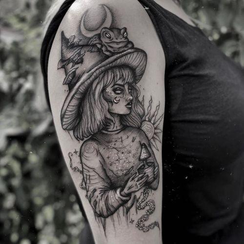 Emanuela Latoszek 🌙 The Sacred Touch ⚜️ inksearch tattoo