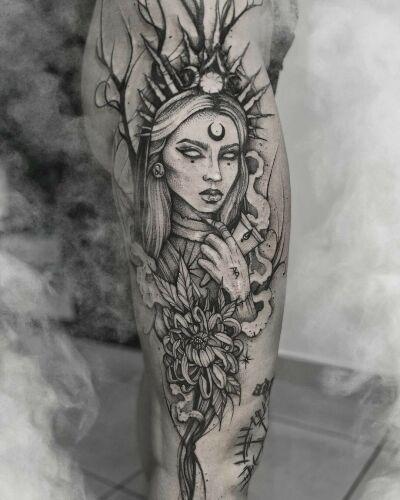 Emanuela Latoszek 🌙 The Sacred Touch ⚜️ inksearch tattoo